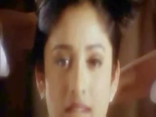 Indian attractive actress bathing in softcore mallu vid
