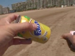 Флирт и чукане с невинен туристически френски приятелка